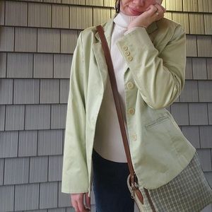 Eddie brauer blazer.